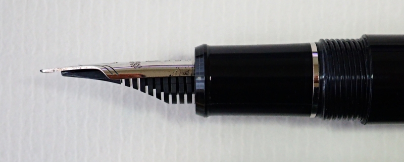 プラチナプレジデント赤軸　ペン先は超極細（UEF） 筆記具 文房具/事務用品 その他 買い日本