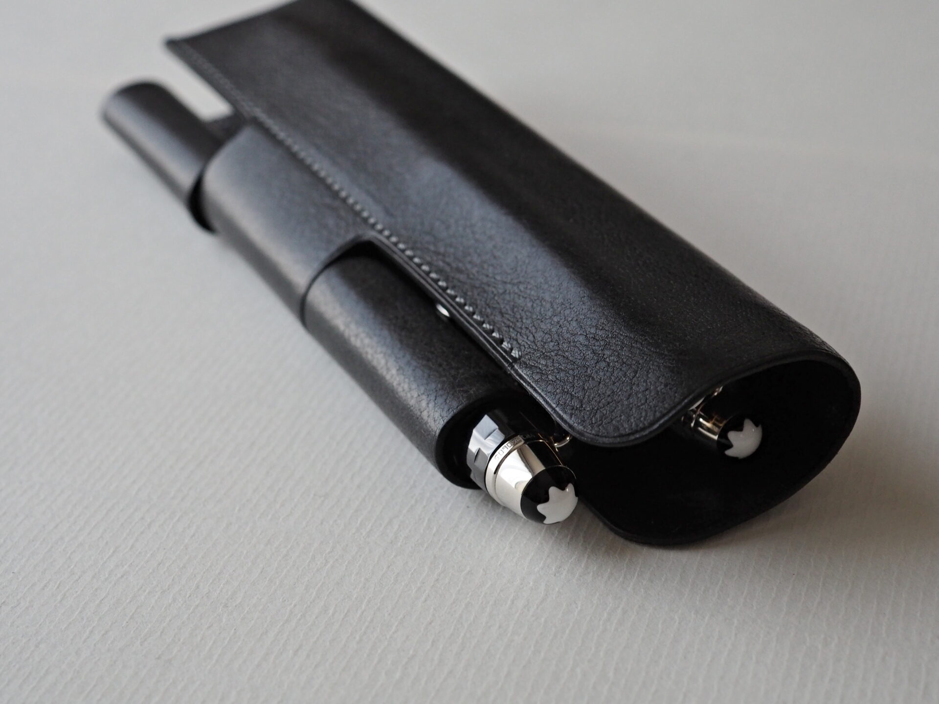 手にフィットする中間サイズのマイスターシュテュックは ソリテール