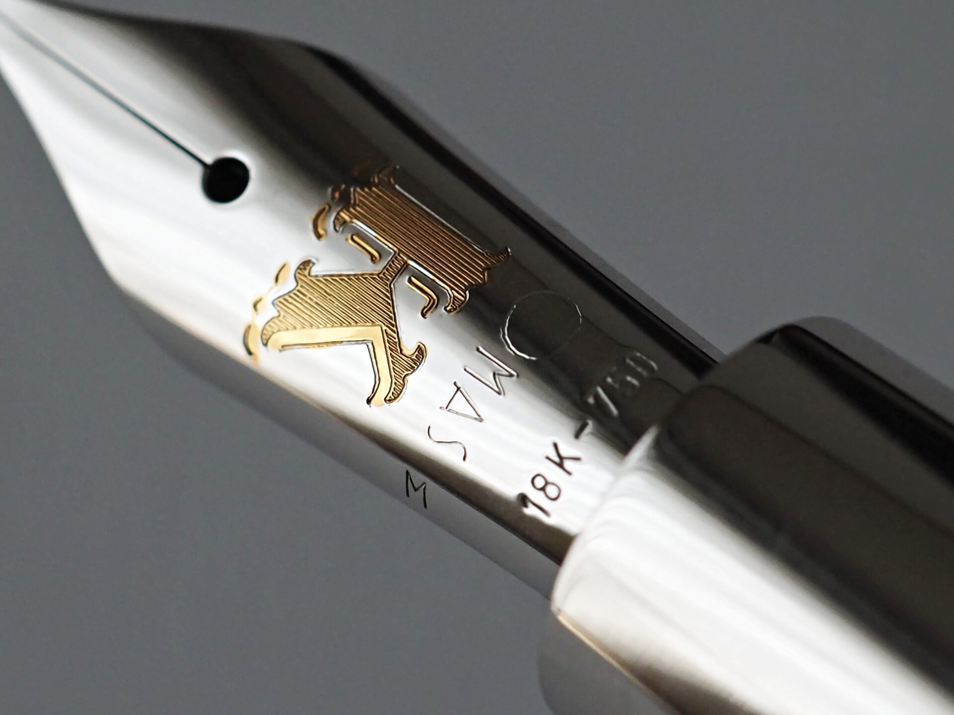 OMAS（オマス）×KRUG（クリュッグ）のコラボ万年筆をリペアして味わう